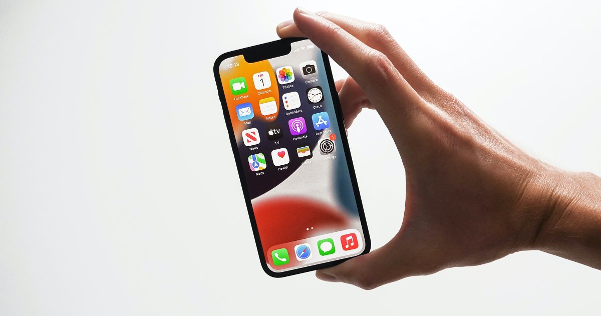 Apple, resmi olmayan ekranların iPhone 13'te Face ID'yi devre dışı bırakmayacağını onayladı