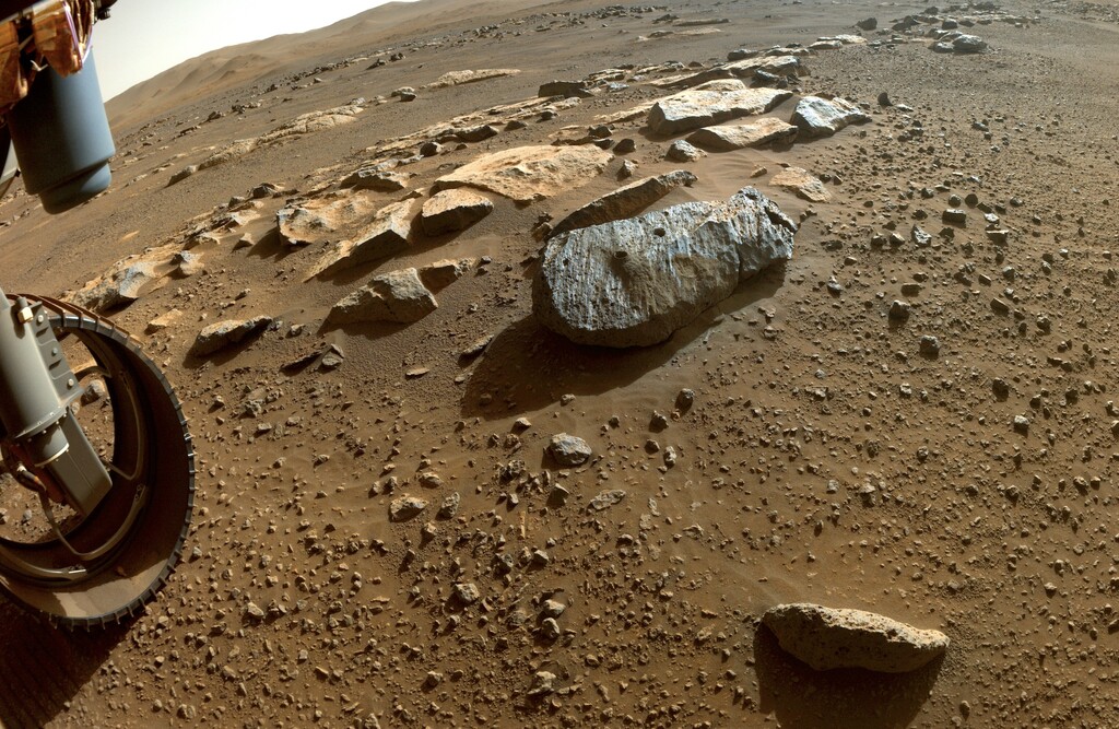 Mars'ta geçmişte sıvı su vardı: Perseverance tarafından alınan kaya örneklerinin ilk analizi teoriyi güçlendiriyor