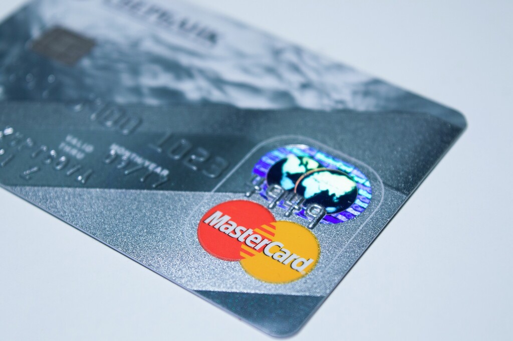 Mastercard kripto para birimi dalgasına katılıyor: bazılarını ödeme ağına entegre edecek